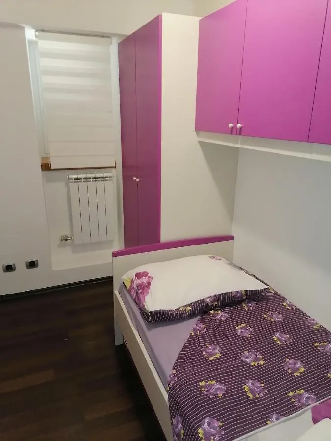 Apartment Ena Kukuljanovo