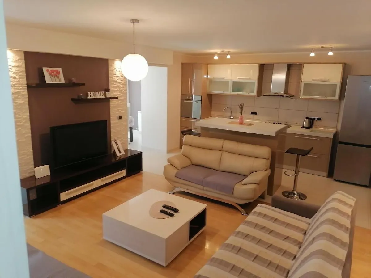 Apartment Ena Kukuljanovo